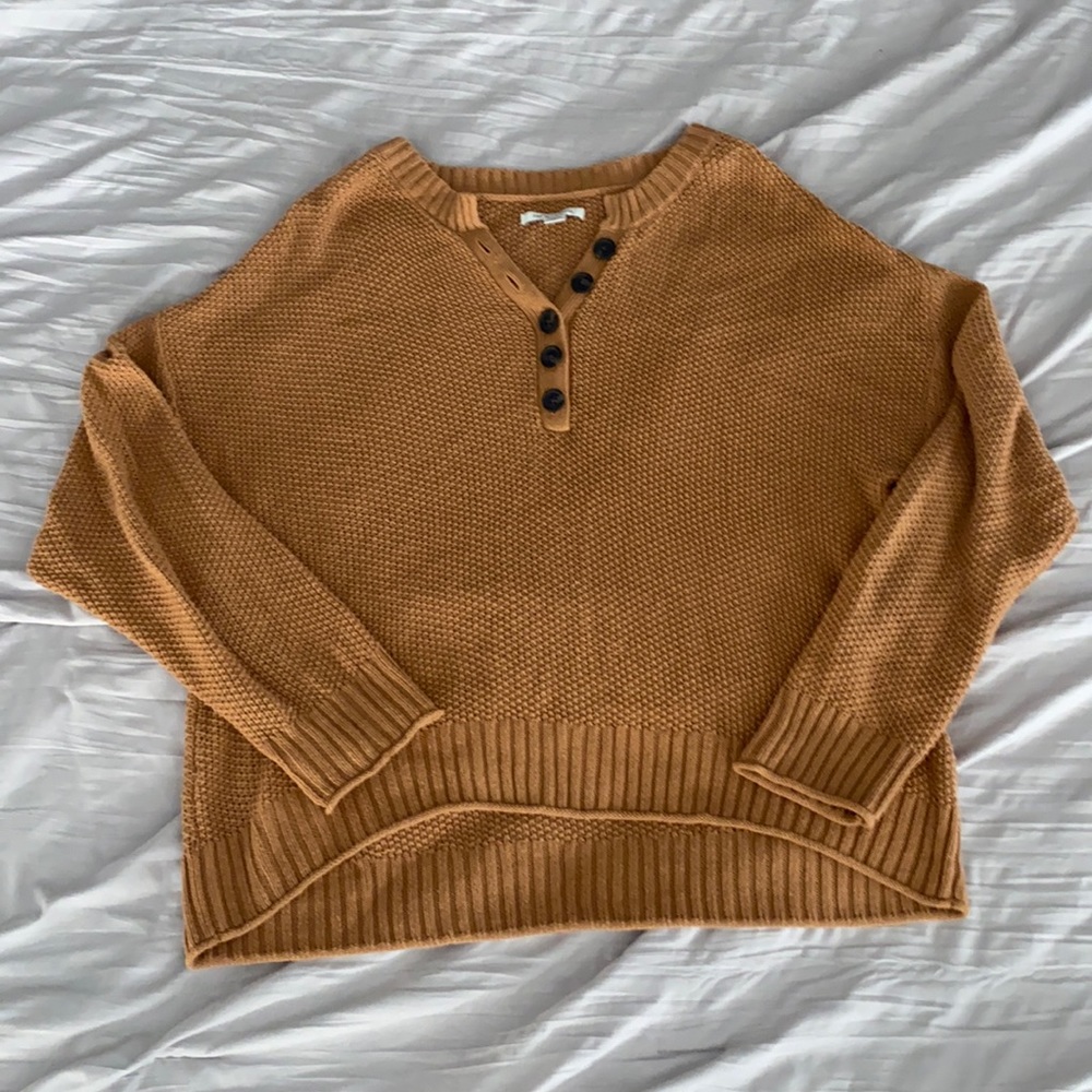 American Eagle sweater